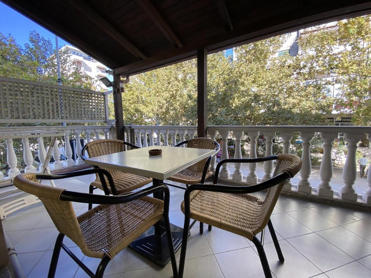 Hotel Martini Vlore Luaran gambar