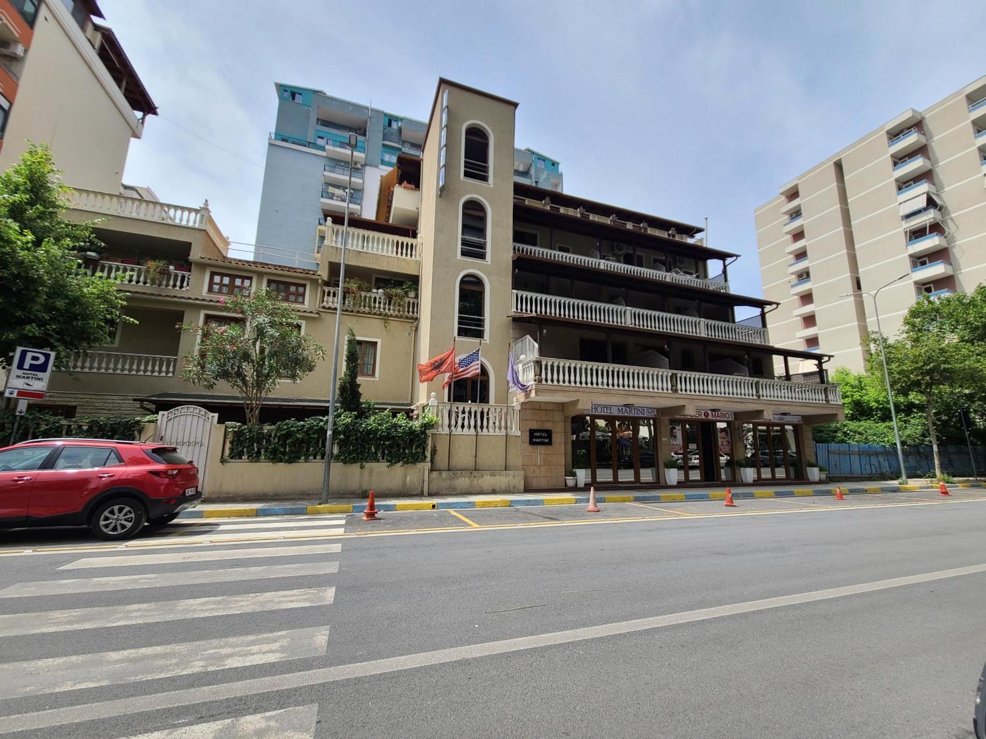 Hotel Martini Vlore Luaran gambar